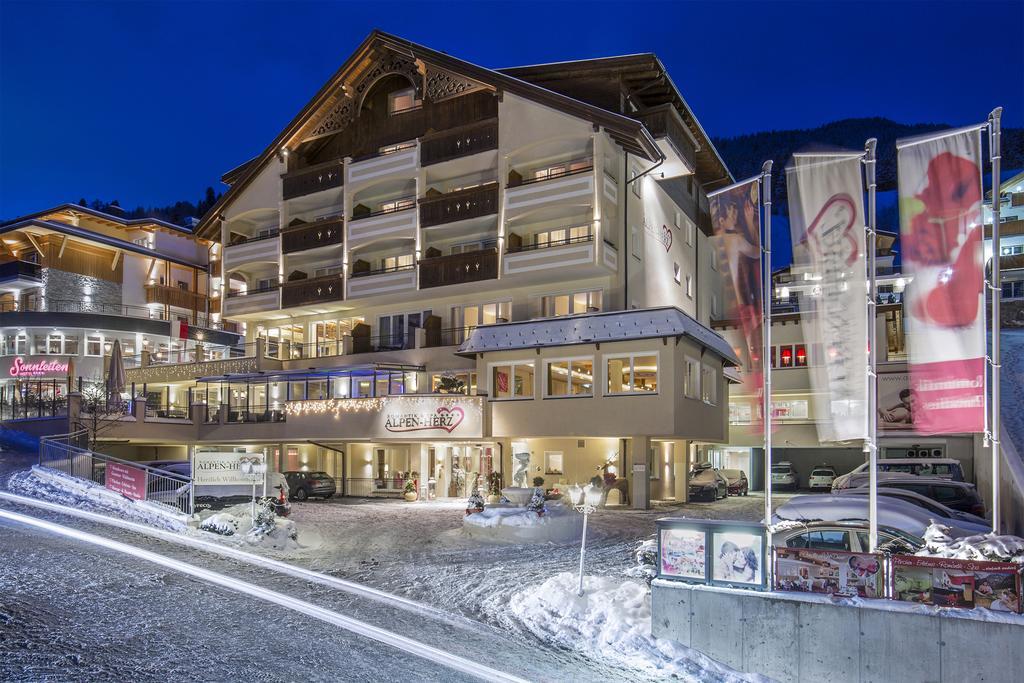 Alpen-Herz Romantik&Spa - Adults Only Ladis Buitenkant foto