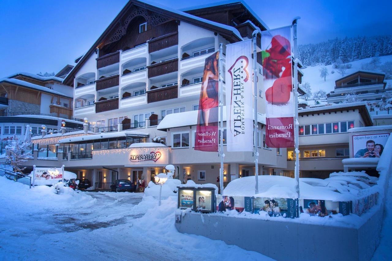 Alpen-Herz Romantik&Spa - Adults Only Ladis Buitenkant foto